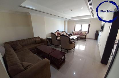 Apartment - 1 Bedroom - 2 Bathrooms for rent in West Porto Drive - Porto Arabia - The Pearl Island - Doha