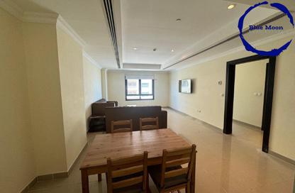 Apartment - 1 Bedroom - 2 Bathrooms for rent in West Porto Drive - Porto Arabia - The Pearl Island - Doha