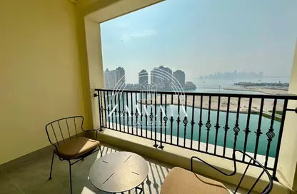 Apartment - 1 Bedroom - 2 Bathrooms for rent in Viva West - Viva Bahriyah - The Pearl Island - Doha
