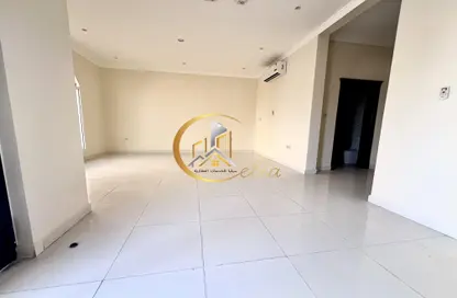 Villa - 6 Bedrooms - 4 Bathrooms for rent in Umm Salal Ali - Umm Salal Ali - Doha