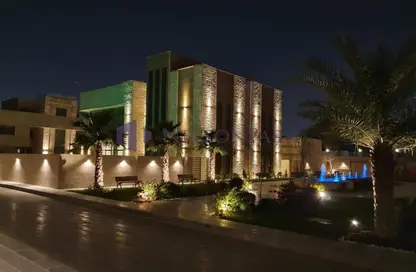 مجمع سكني - 4 غرف نوم - 6 حمامات للايجار في مرموره فيلاز - المعمورة - الدوحة