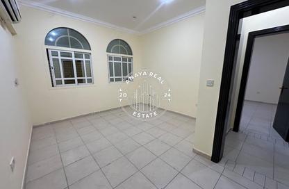 Apartment - 1 Bedroom - 1 Bathroom for rent in New Salata - Salata - Doha Apartment - 1 Bedroom - 1 Bathroom for rent in New Salata - Salata - Doha