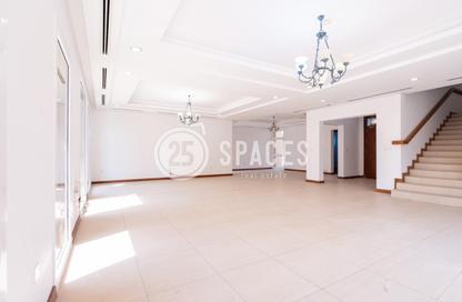 Villa - 4 Bedrooms - 5 Bathrooms for rent in West Bay Lagoon Villas - West Bay Lagoon - West Bay Lagoon - Doha