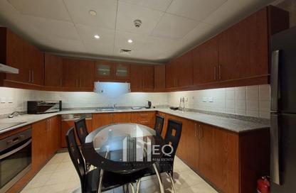 Apartment - 2 Bedrooms - 3 Bathrooms for rent in East Porto Drive - Porto Arabia - The Pearl Island - Doha