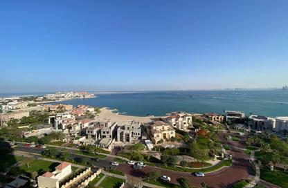 Apartment - 2 Bedrooms - 3 Bathrooms for rent in Tower 29 - Viva Bahriyah - The Pearl Island - Doha