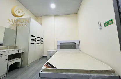 Apartment - Studio - 1 Bathroom for rent in Umm Ghwailina Comm - Umm Ghuwalina - Umm Ghuwailina - Doha