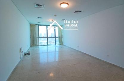 Apartment - 2 Bedrooms - 4 Bathrooms for rent in Zig Zag Towers - West Bay - Doha
