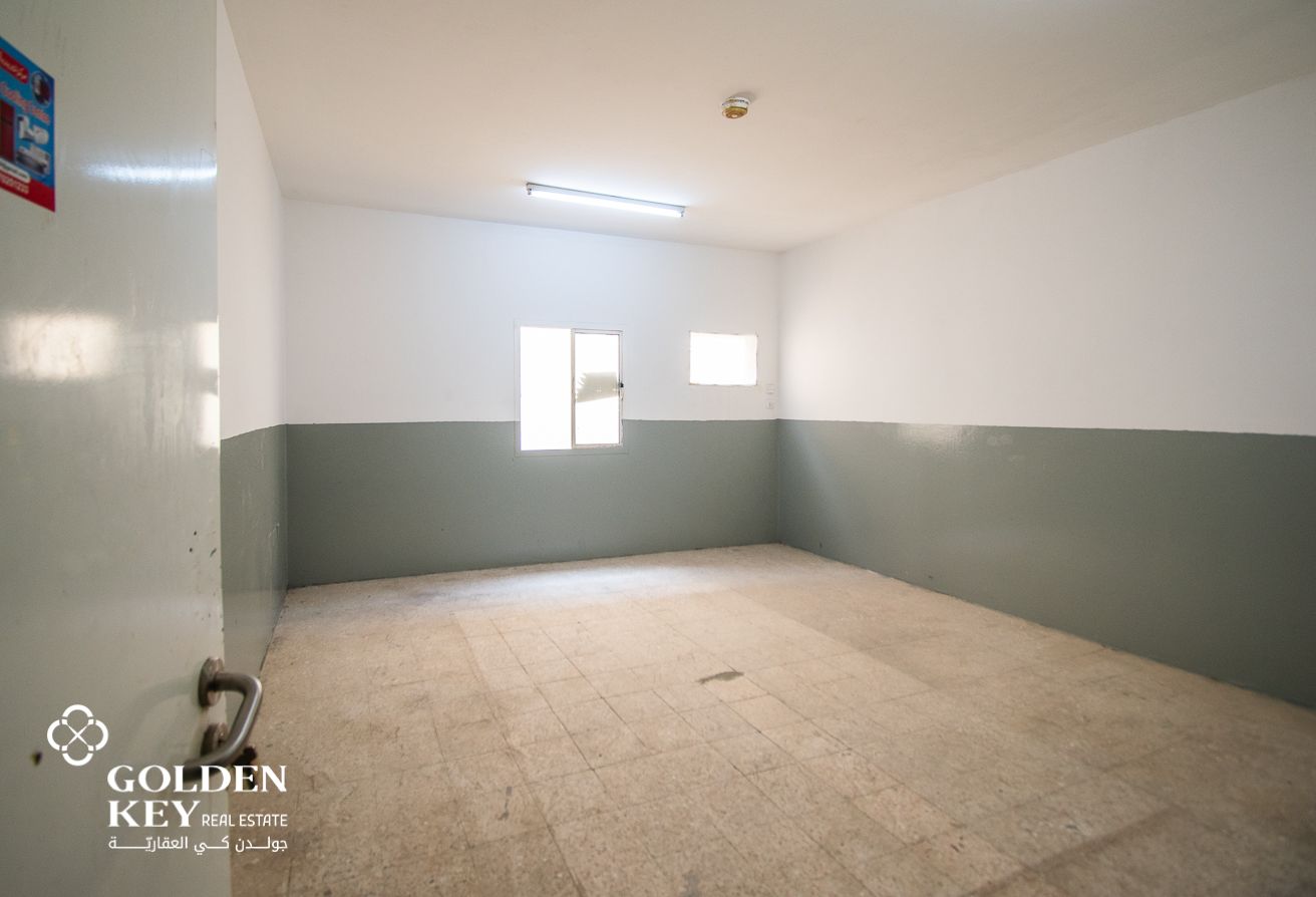 Available 10 Rooms with AC | Industrial Area