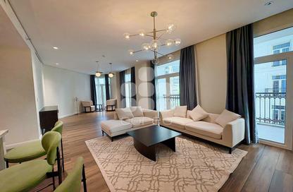Apartment - 2 Bedrooms - 4 Bathrooms for rent in Floresta Gardens - Floresta Gardens - The Pearl Island - Doha