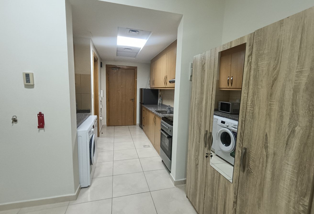 Studio Apartment Lusail|Including Bills| thumbnail 7