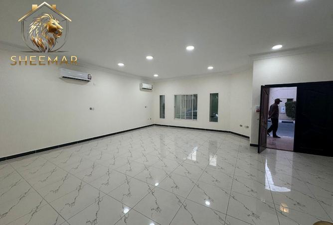 51573986 - Property Main Image