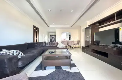 Apartment - 1 Bedroom - 2 Bathrooms for rent in Porto Arabia - The Pearl Island - Doha