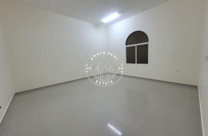 Villa - Studio - 1 for rent in Umm Al Seneem Street - Ain Khaled - Doha