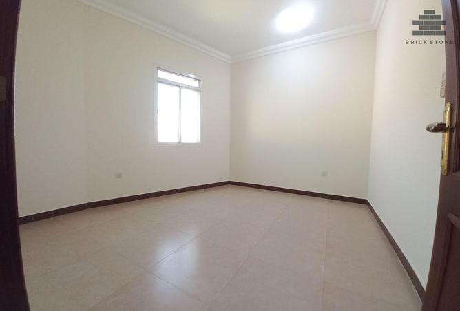 57301960 - Property Image 3