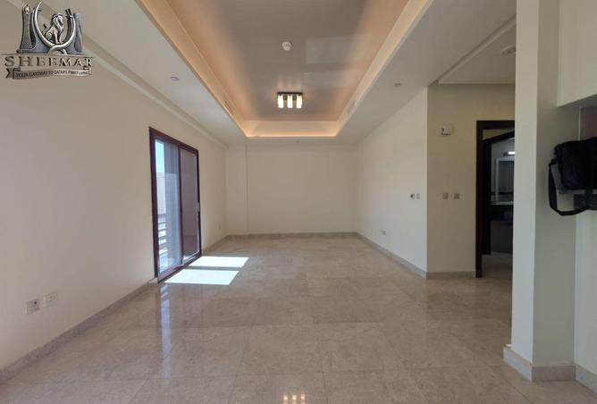 55680621 - Property Image 3