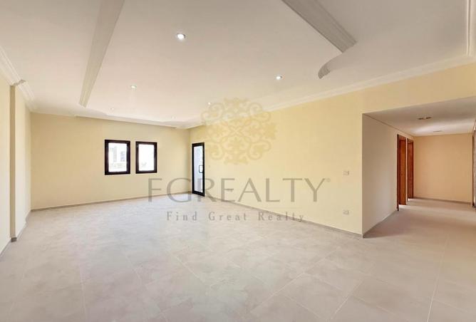 60724238 - Property Image 2