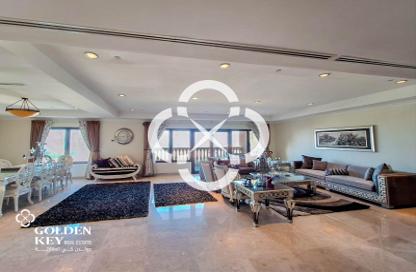 Apartment - 3 Bedrooms - 4 Bathrooms for rent in East Porto Drive - Porto Arabia - The Pearl Island - Doha Apartment - 3 Bedrooms - 4 Bathrooms for rent in East Porto Drive - Porto Arabia - The Pearl Island - Doha