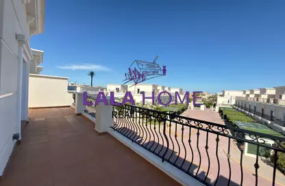 Villa - 5 Bedrooms - 6 Bathrooms for rent in Bilal Pearl Suites - Viva Bahriyah - The Pearl Island - Doha