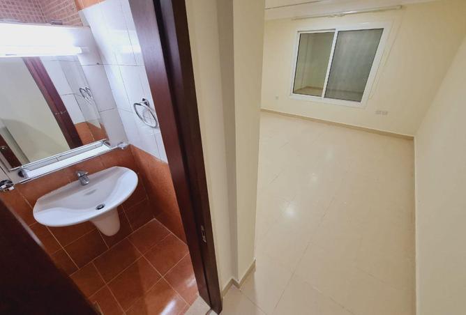 53142067 - Property Image 2