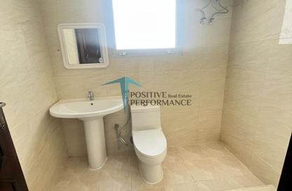 Apartment - 3 Bedrooms - 2 Bathrooms for rent in Old Airport Road - Old Airport Road - Doha