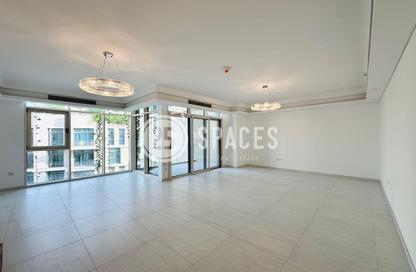 Apartment - 3 Bedrooms - 5 Bathrooms for rent in Crystal Residence - Gewan Island - The Pearl Island - Doha