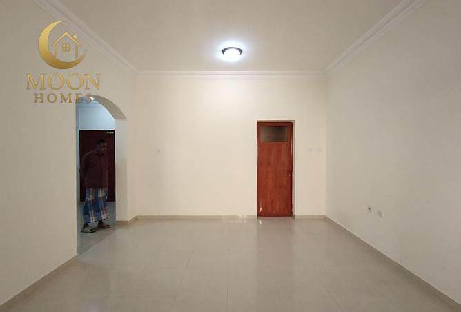 999133 - Property Image 2