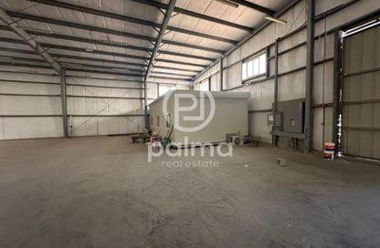 Warehouse - Studio - 1 Bathroom for rent in East Industrial Street - Birkat Al Awamer - Al Wakra