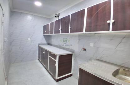 Apartment - 3 Bedrooms - 3 Bathrooms for rent in Muntazah 7 - Al Muntazah - Doha