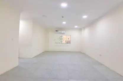 Apartment - 3 Bedrooms - 3 Bathrooms for rent in Muntazah 7 - Al Muntazah - Doha