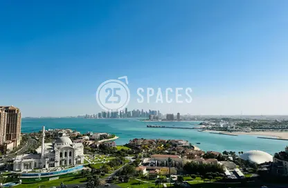 Apartment - 2 Bedrooms - 3 Bathrooms for rent in Abraj Bay - Abraj Quartiers - The Pearl Island - Doha