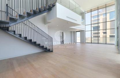 Duplex - 3 Bedrooms - 5 Bathrooms for sale in Seef Lusail Tower 1 - Seef Lusail - Lusail City - Lusail