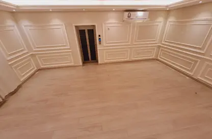 Villa - 7+ Bedrooms - 7+ Bathrooms for rent in Wholesale Market Street - Abu Hamour - Doha