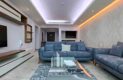 Apartment - 2 Bedrooms - 4 Bathrooms for rent in Zig Zag Tower A - Zig Zag Towers - West Bay - Doha