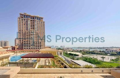 Apartment - 1 Bedroom - 2 Bathrooms for rent in East Porto Drive - Porto Arabia - The Pearl Island - Doha