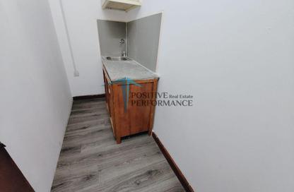 Apartment - Studio - 1 Bathroom for rent in Bin Omran 35 - Fereej Bin Omran - Doha Apartment - Studio - 1 Bathroom for rent in Bin Omran 35 - Fereej Bin Omran - Doha
