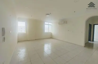 شقة - 3 غرف نوم - 3 حمامات للايجار في شارع النصر - النصر - الدوحة