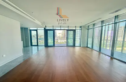 Apartment - 1 Bedroom - 2 Bathrooms for sale in Seef Lusail Tower 1 - Seef Lusail - Lusail City - Lusail