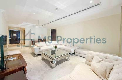 Apartment - 1 Bedroom - 2 Bathrooms for rent in West Porto Drive - Porto Arabia - The Pearl Island - Doha