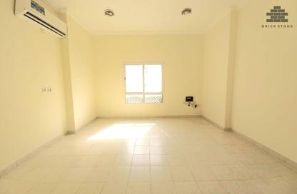 Apartment - 2 Bedrooms - 2 Bathrooms for rent in Muntazah 13 - Al Muntazah - Doha