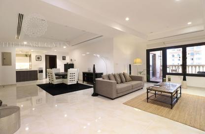 Apartment - 2 Bedrooms - 3 Bathrooms for rent in East Porto Drive - Porto Arabia - The Pearl Island - Doha