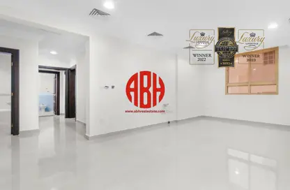 Apartment - 2 Bedrooms - 3 Bathrooms for rent in Al Sadd Road - Al Sadd - Doha