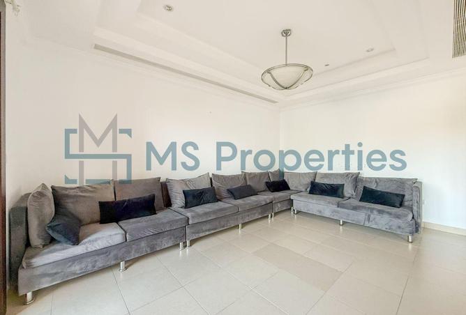 52180249 - Property Image 2