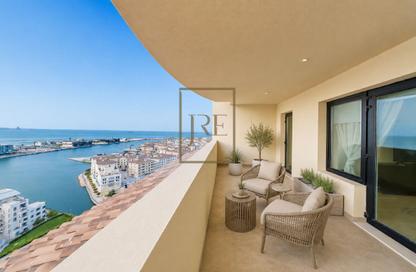 Apartment - 3 Bedrooms - 4 Bathrooms for sale in East Porto Drive - Porto Arabia - The Pearl Island - Doha