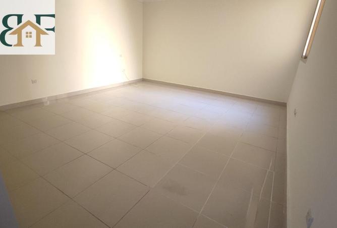 57566075 - Property Image 3