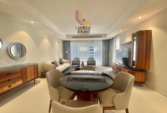 1004370 - Property Image 2