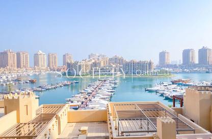 Apartment - 2 Bedrooms - 3 Bathrooms for rent in West Porto Drive - Porto Arabia - The Pearl Island - Doha