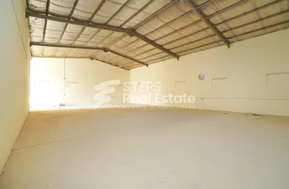 Warehouse - Studio for rent in Industrial Area 4 - Industrial Area - Industrial Area - Doha