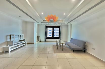 Apartment - 1 Bedroom - 2 Bathrooms for rent in One Porto Arabia - Porto Arabia - The Pearl Island - Doha