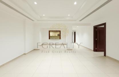 Apartment - 1 - 2 for sale in West Porto Drive - Porto Arabia - The Pearl Island - Doha