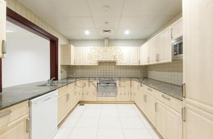 Apartment - 1 - 2 for sale in West Porto Drive - Porto Arabia - The Pearl Island - Doha